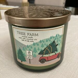 Bath & Body Works Tree Farm Candle